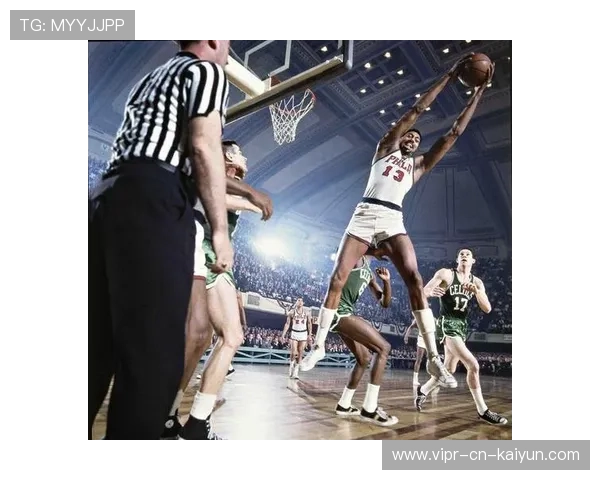 NBA球星隔扣内线坦克，对方脸都绿了